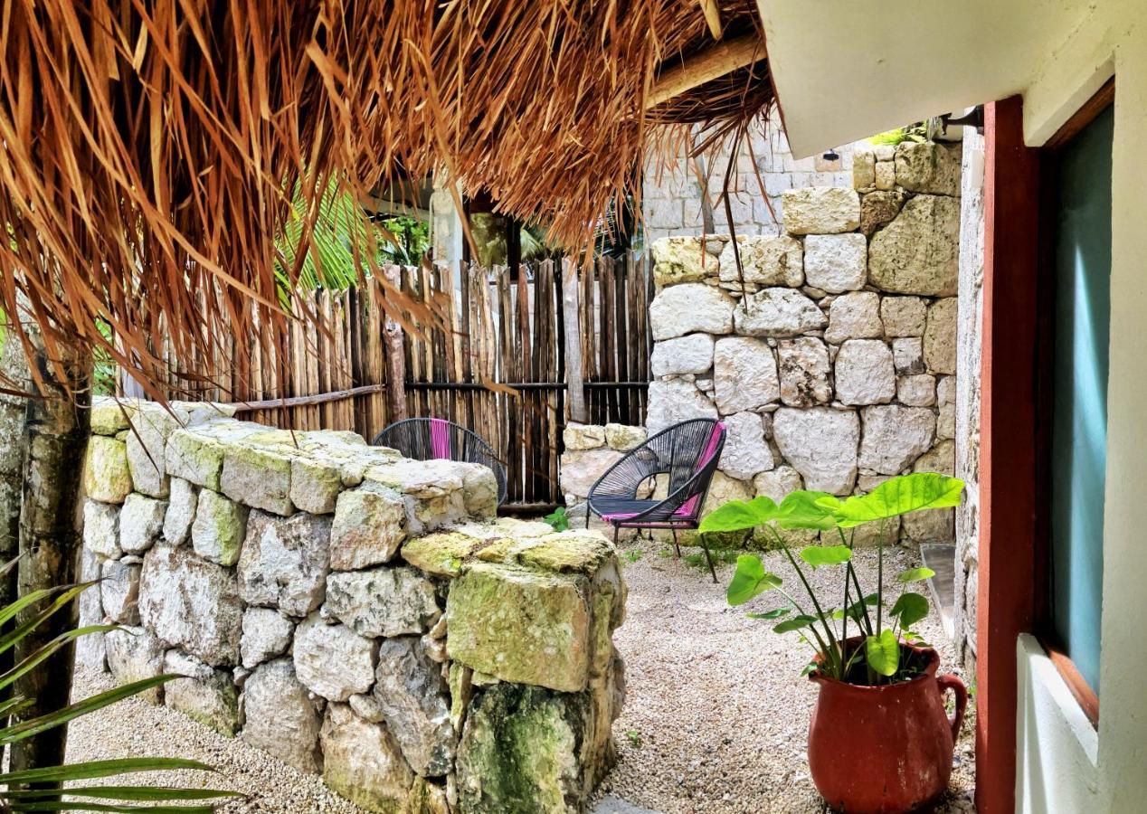 Tortuga Bacalar Bed and Breakfast Exteriör bild