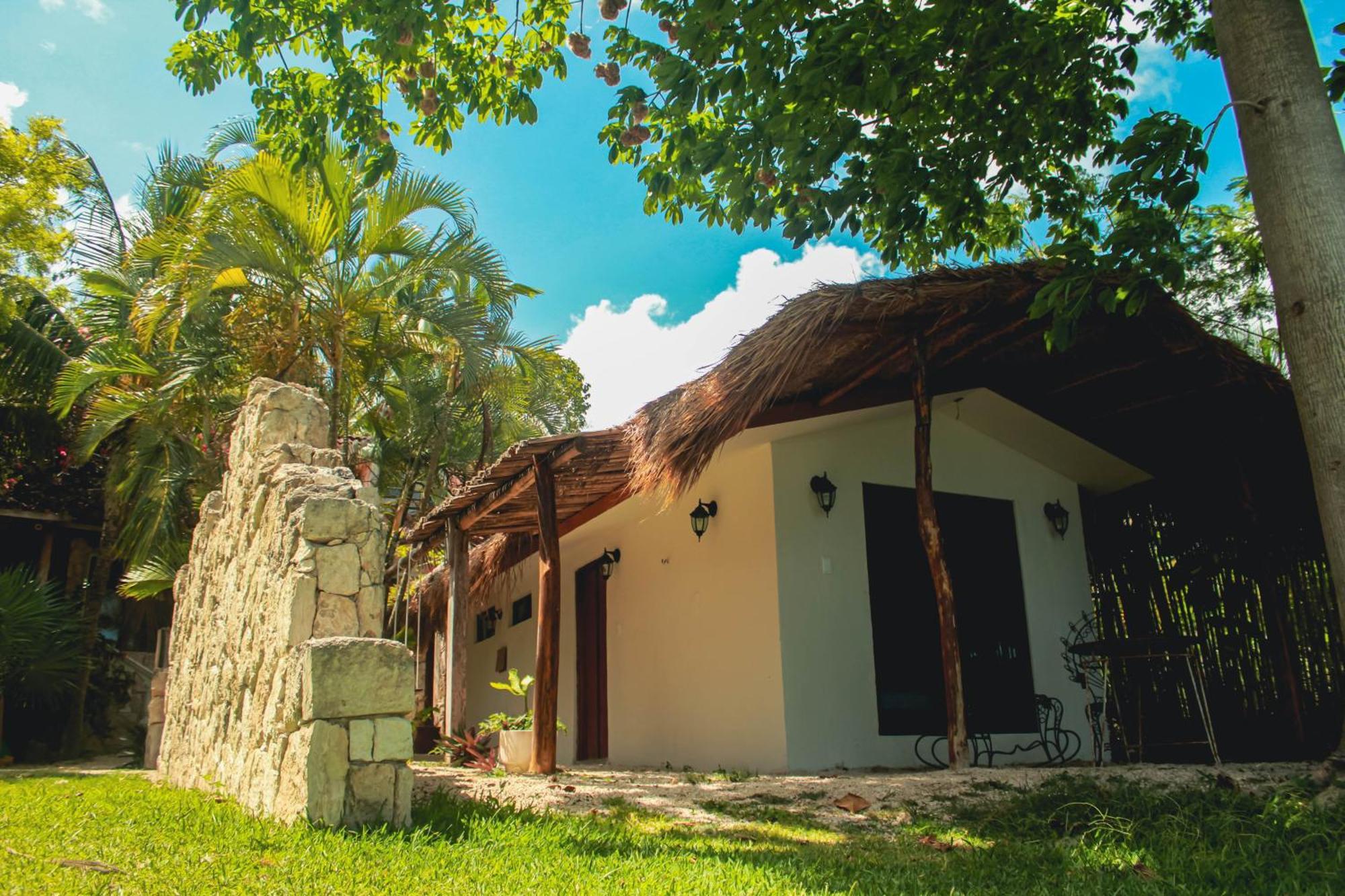 Tortuga Bacalar Bed and Breakfast Exteriör bild